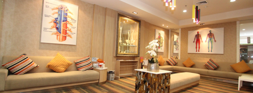 ศูนย์กระดูกสันหลัง รพ.เวชธานี (Vejthani Spine Center)